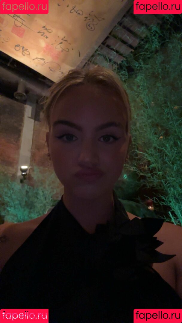 Emma Brooks Onlyfans Photo Gallery 