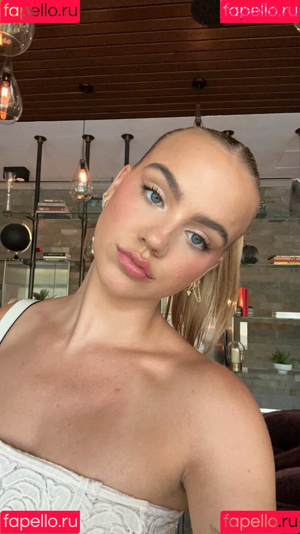 Emma Brooks Onlyfans Photo Gallery 