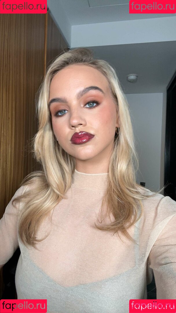 Emma Brooks Onlyfans Photo Gallery 