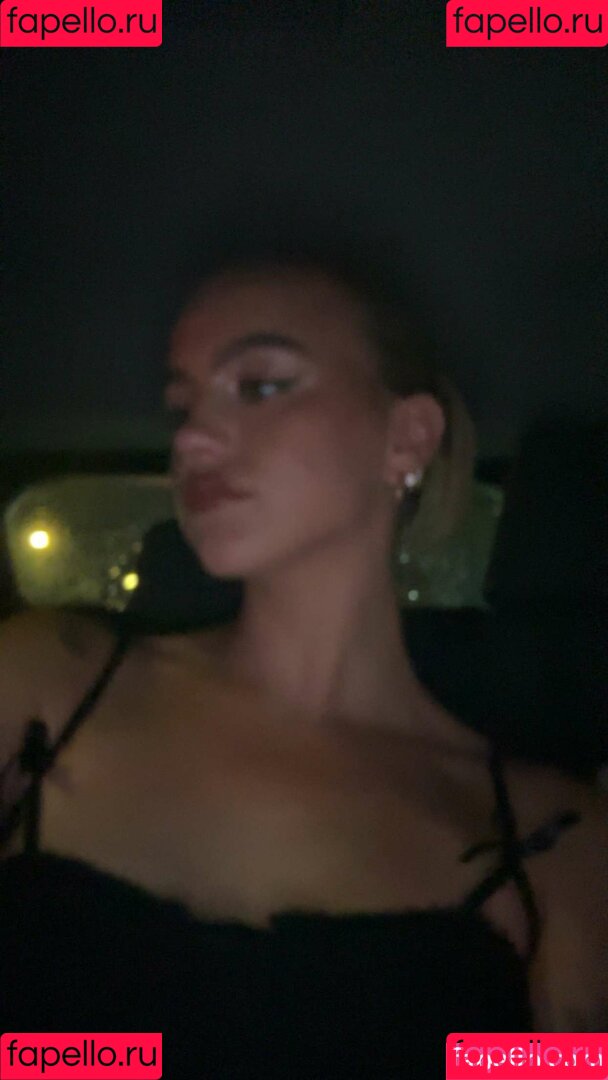 Emma Brooks Onlyfans Photo Gallery 