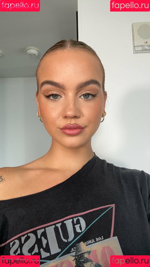 Emma Brooks Onlyfans Photo Gallery 