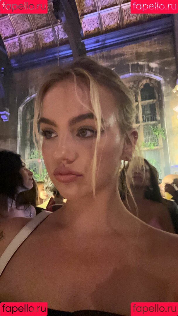 Emma Brooks Onlyfans Photo Gallery 