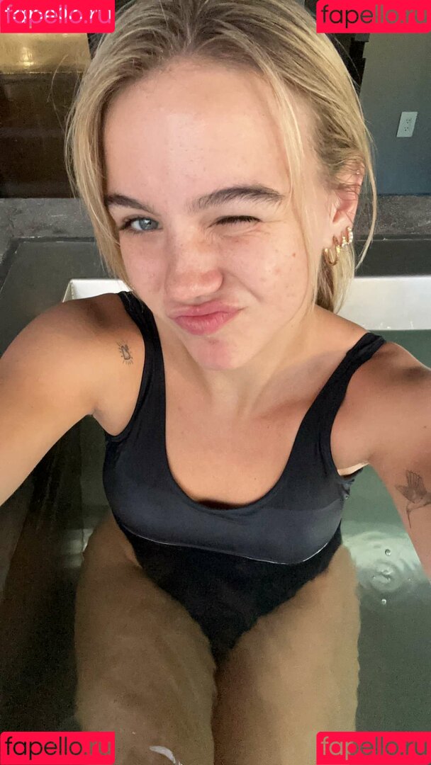 Emma Brooks Onlyfans Photo Gallery 