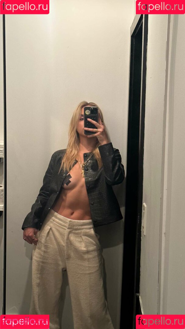 Emma Brooks Onlyfans Photo Gallery 