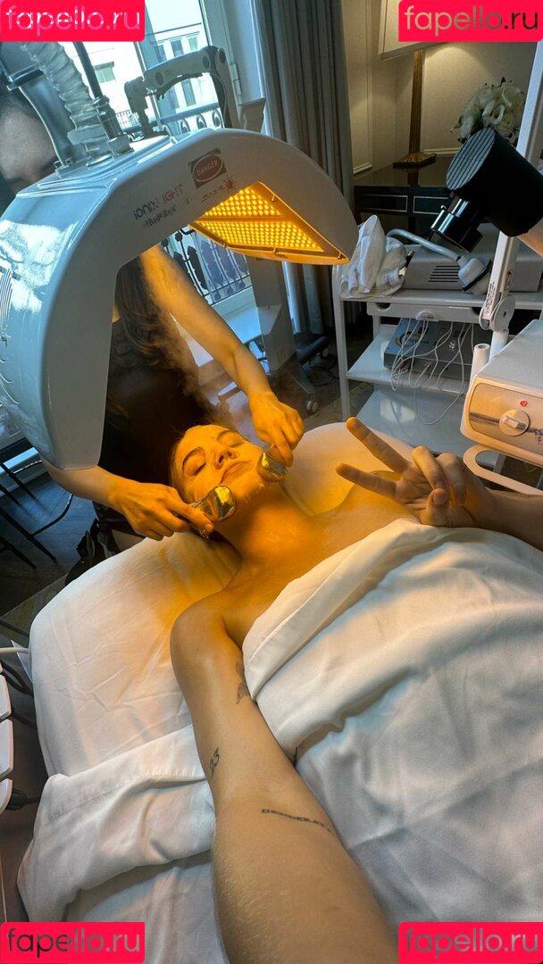 Emma Brooks Onlyfans Photo Gallery 