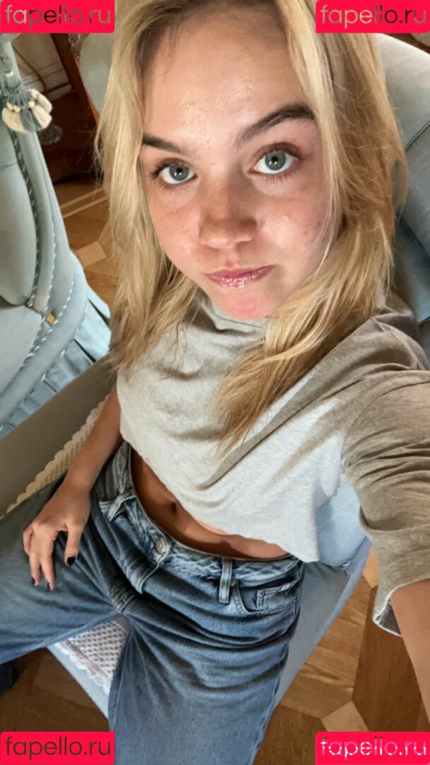 Emma Brooks Onlyfans Photo Gallery 