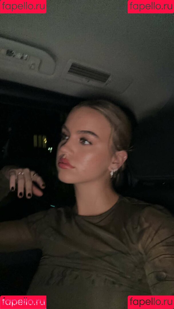 Emma Brooks Onlyfans Photo Gallery 