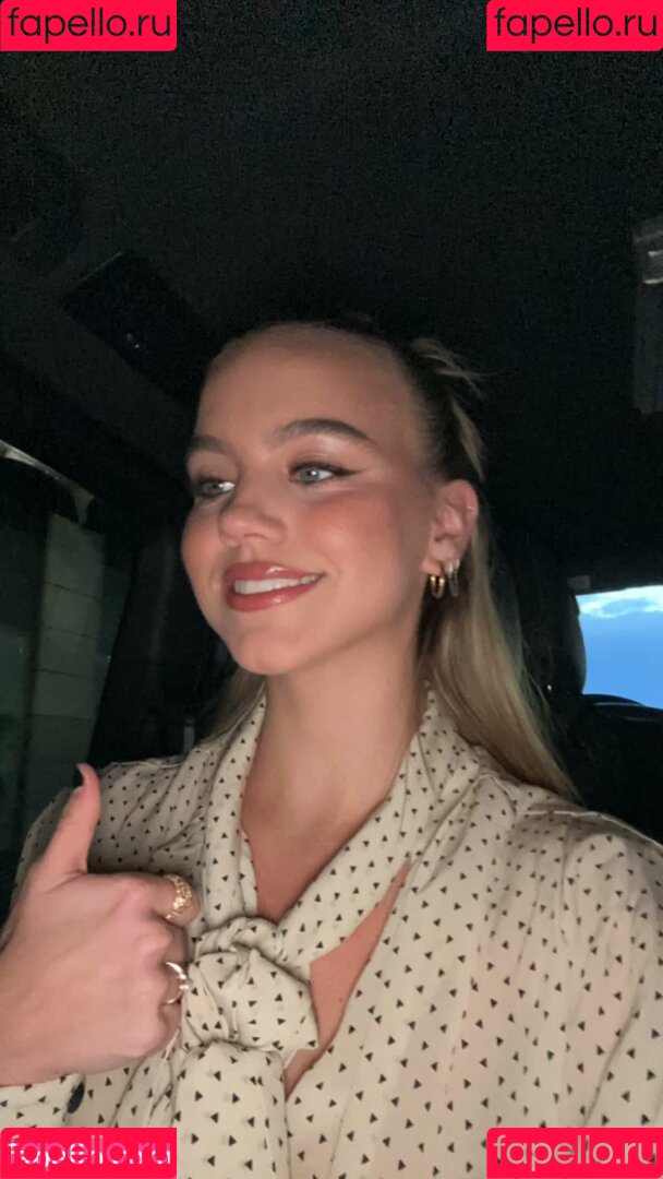 Emma Brooks Onlyfans Photo Gallery 