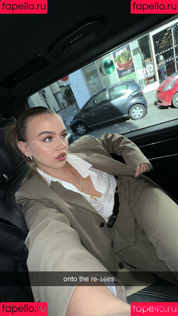 Emma Brooks Onlyfans Photo Gallery 