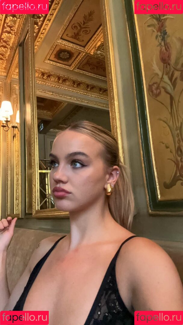 Emma Brooks Onlyfans Photo Gallery 