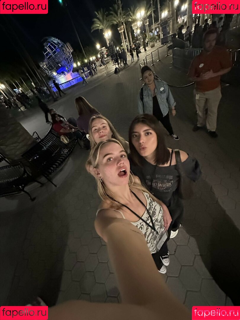 Emma Brooks Onlyfans Photo Gallery 