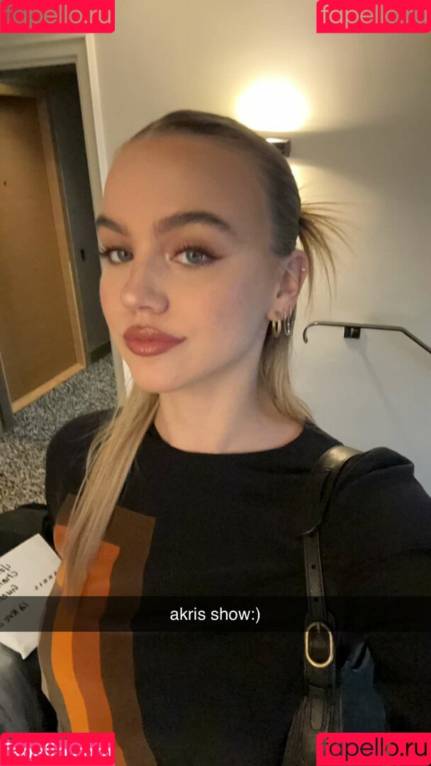 Emma Brooks Onlyfans Photo Gallery 