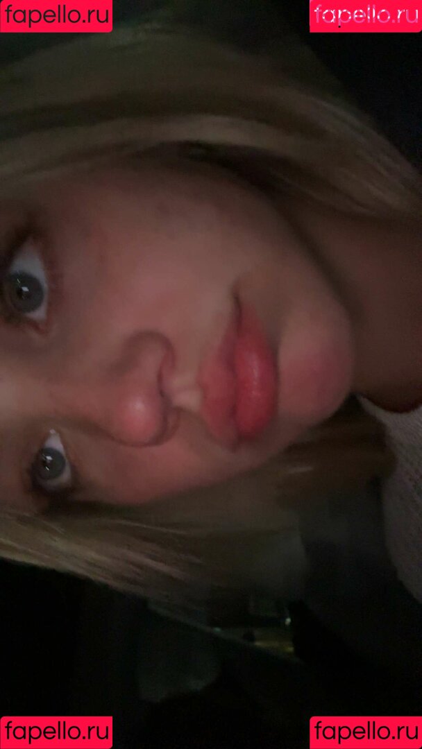 Emma Brooks Onlyfans Photo Gallery 