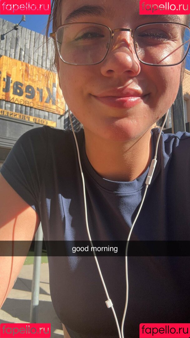 Emma Brooks Onlyfans Photo Gallery 