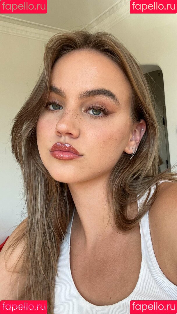 Emma Brooks Onlyfans Photo Gallery 