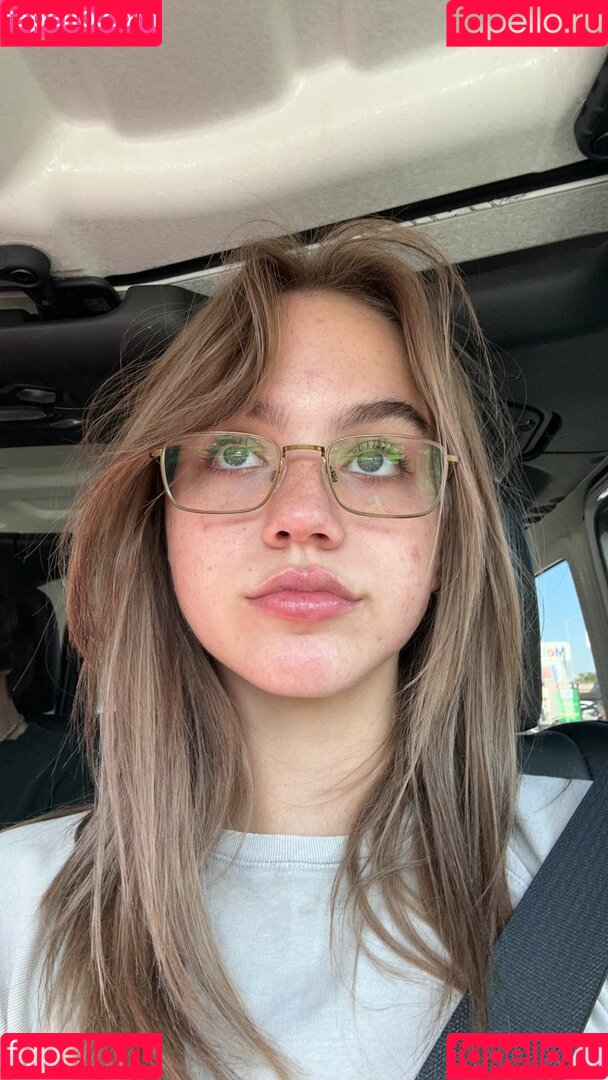 Emma Brooks Onlyfans Photo Gallery 