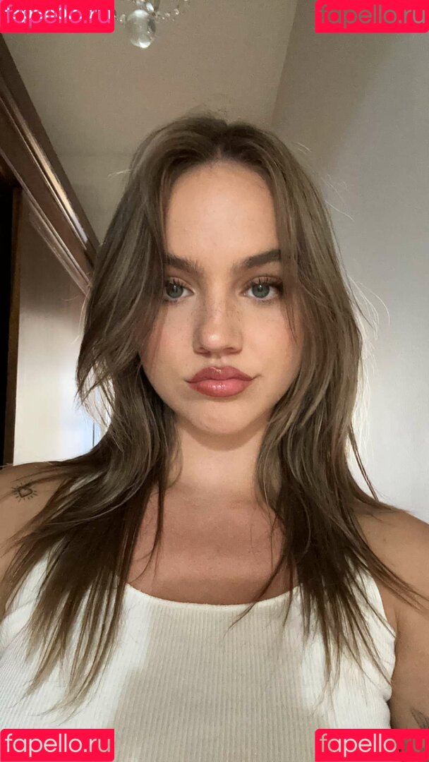 Emma Brooks Onlyfans Photo Gallery 