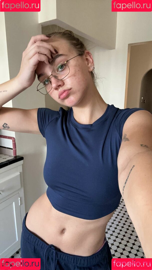 Emma Brooks Onlyfans Photo Gallery 