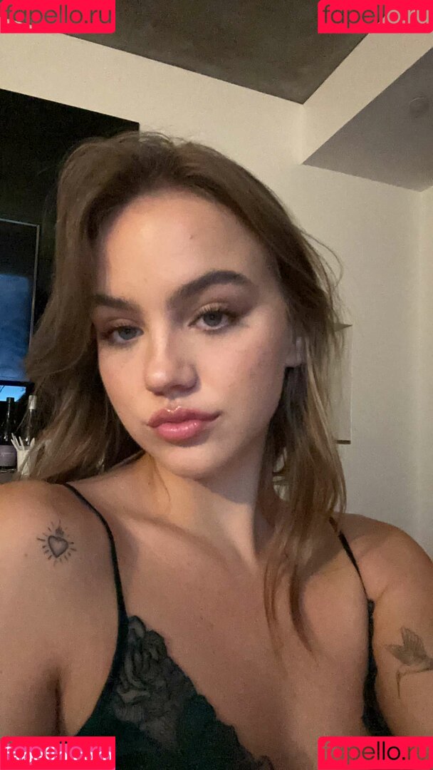 Emma Brooks Onlyfans Photo Gallery 