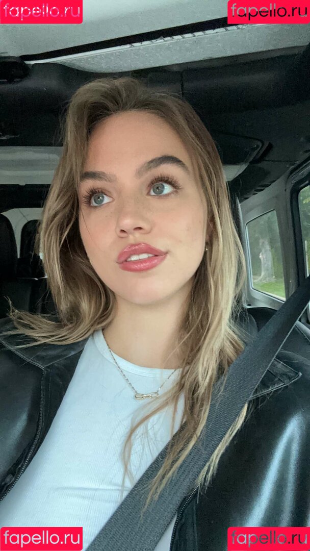 Emma Brooks Onlyfans Photo Gallery 