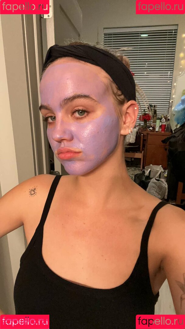 Emma Brooks Onlyfans Photo Gallery 