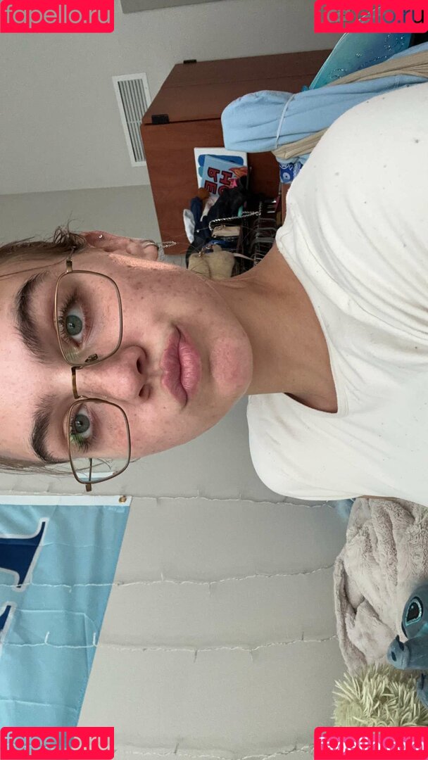 Emma Brooks Onlyfans Photo Gallery 