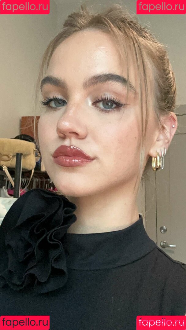 Emma Brooks Onlyfans Photo Gallery 