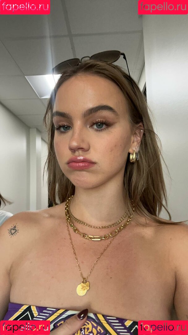 Emma Brooks Onlyfans Photo Gallery 