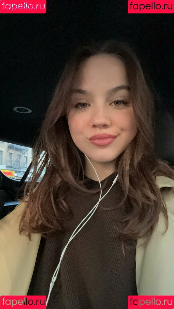 Emma Brooks Onlyfans Photo Gallery 