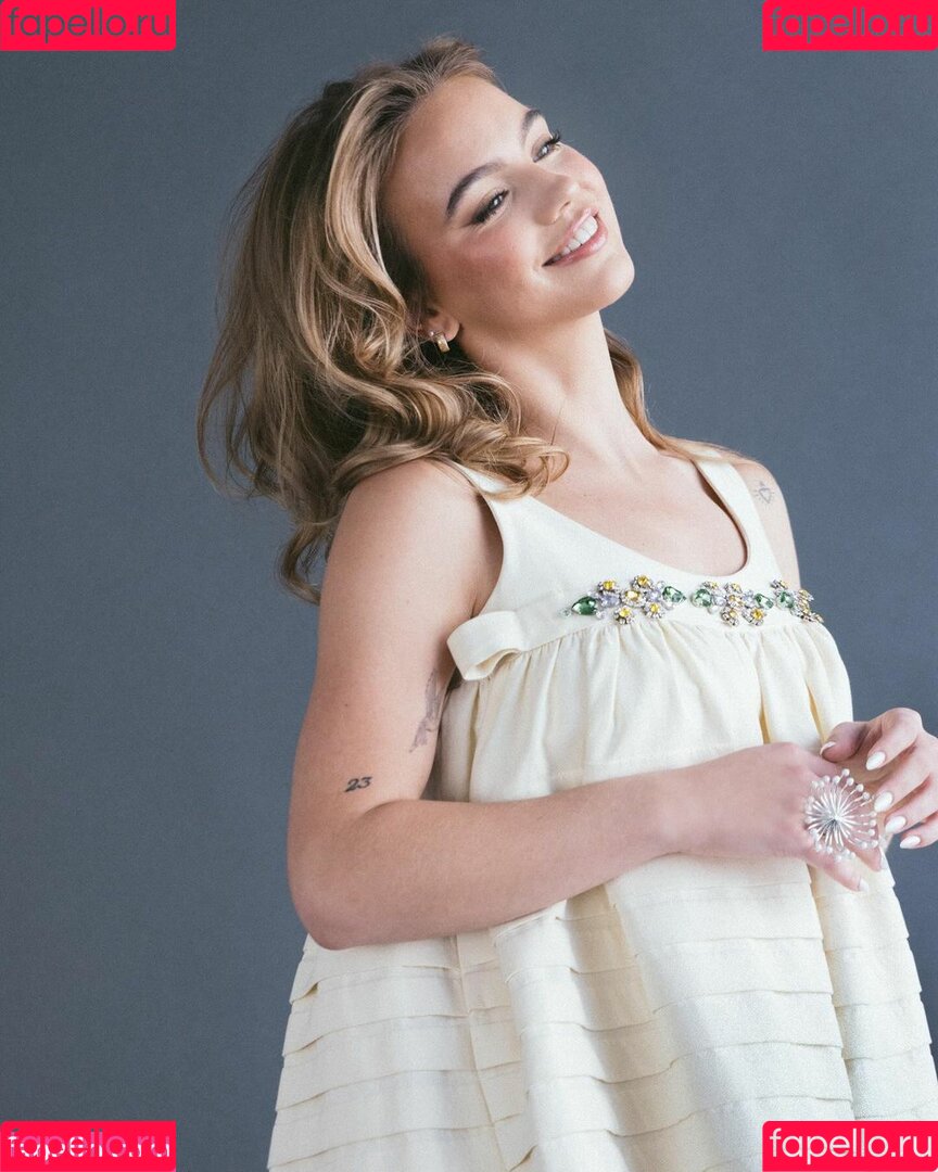 Emma Brooks Onlyfans Photo Gallery 