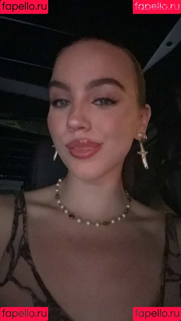 Emma Brooks Onlyfans Photo Gallery 