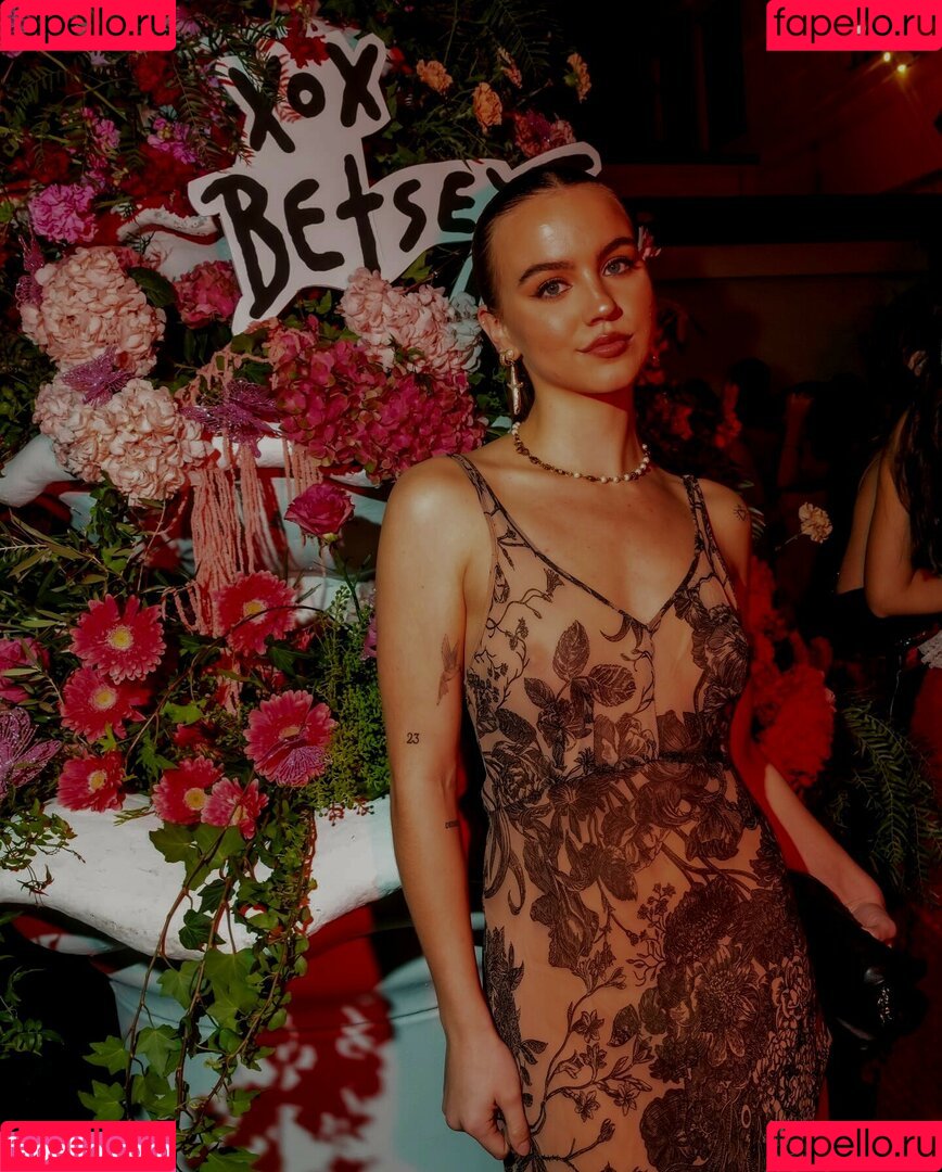 Emma Brooks Onlyfans Photo Gallery 