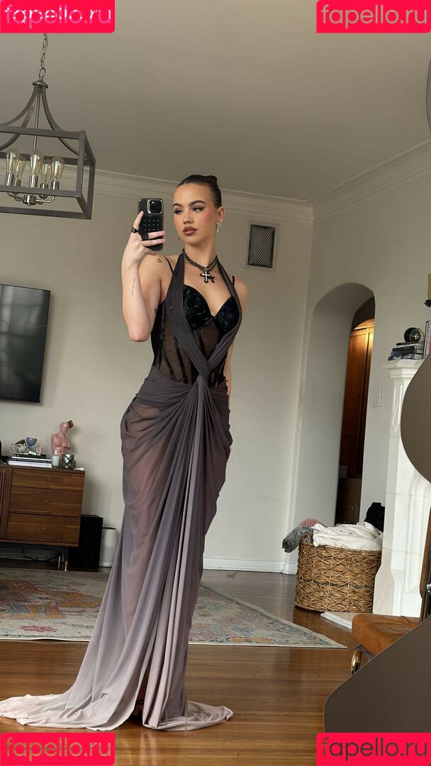 Emma Brooks Onlyfans Photo Gallery 