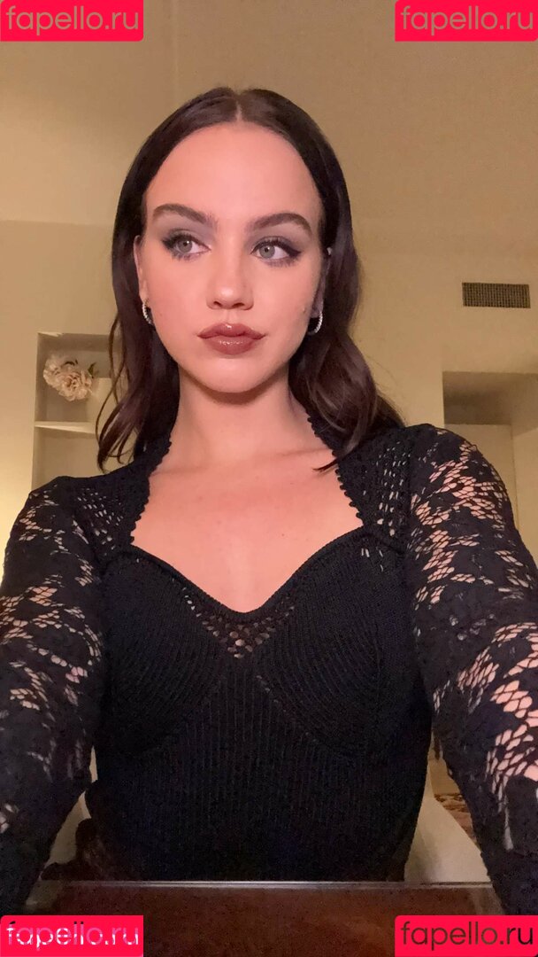 Emma Brooks Onlyfans Photo Gallery 