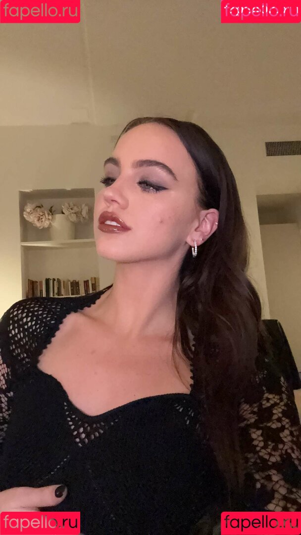 Emma Brooks Onlyfans Photo Gallery 