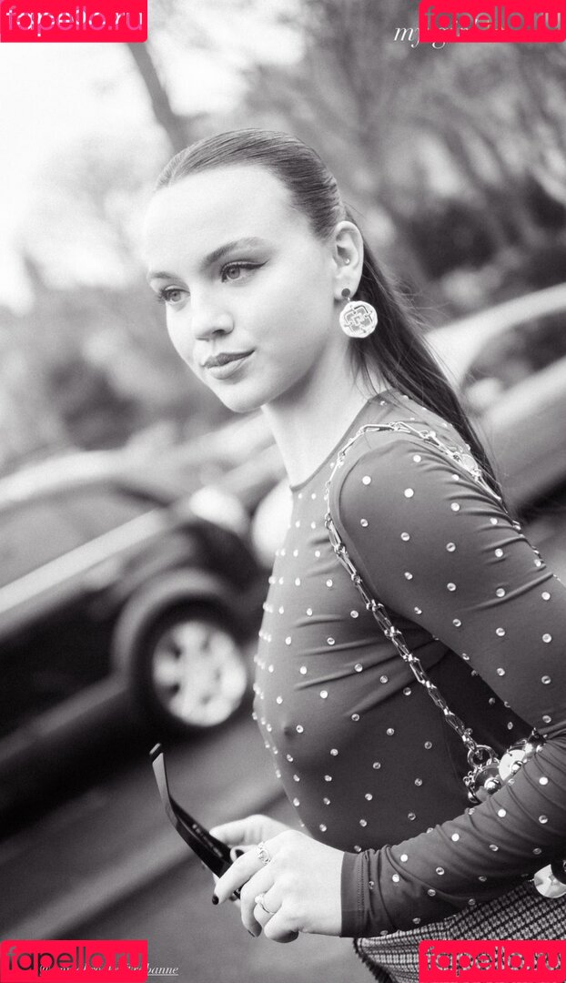 Emma Brooks Onlyfans Photo Gallery 