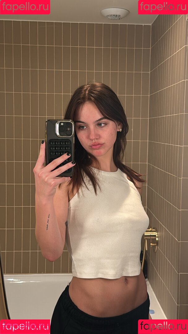 Emma Brooks Onlyfans Photo Gallery 