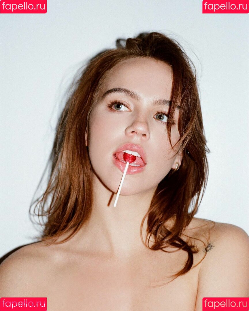 Emma Brooks Onlyfans Photo Gallery 