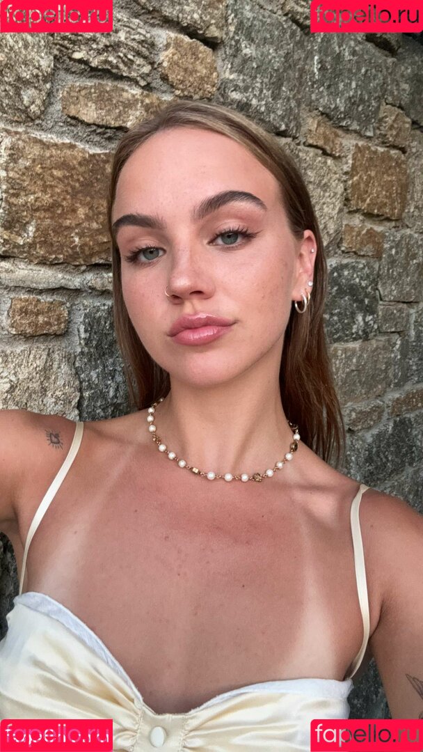 Emma Brooks Onlyfans Photo Gallery 