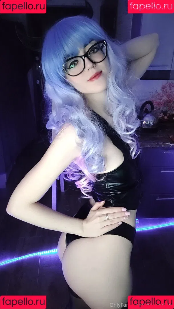 aldora.chan Onlyfans Photo Gallery 