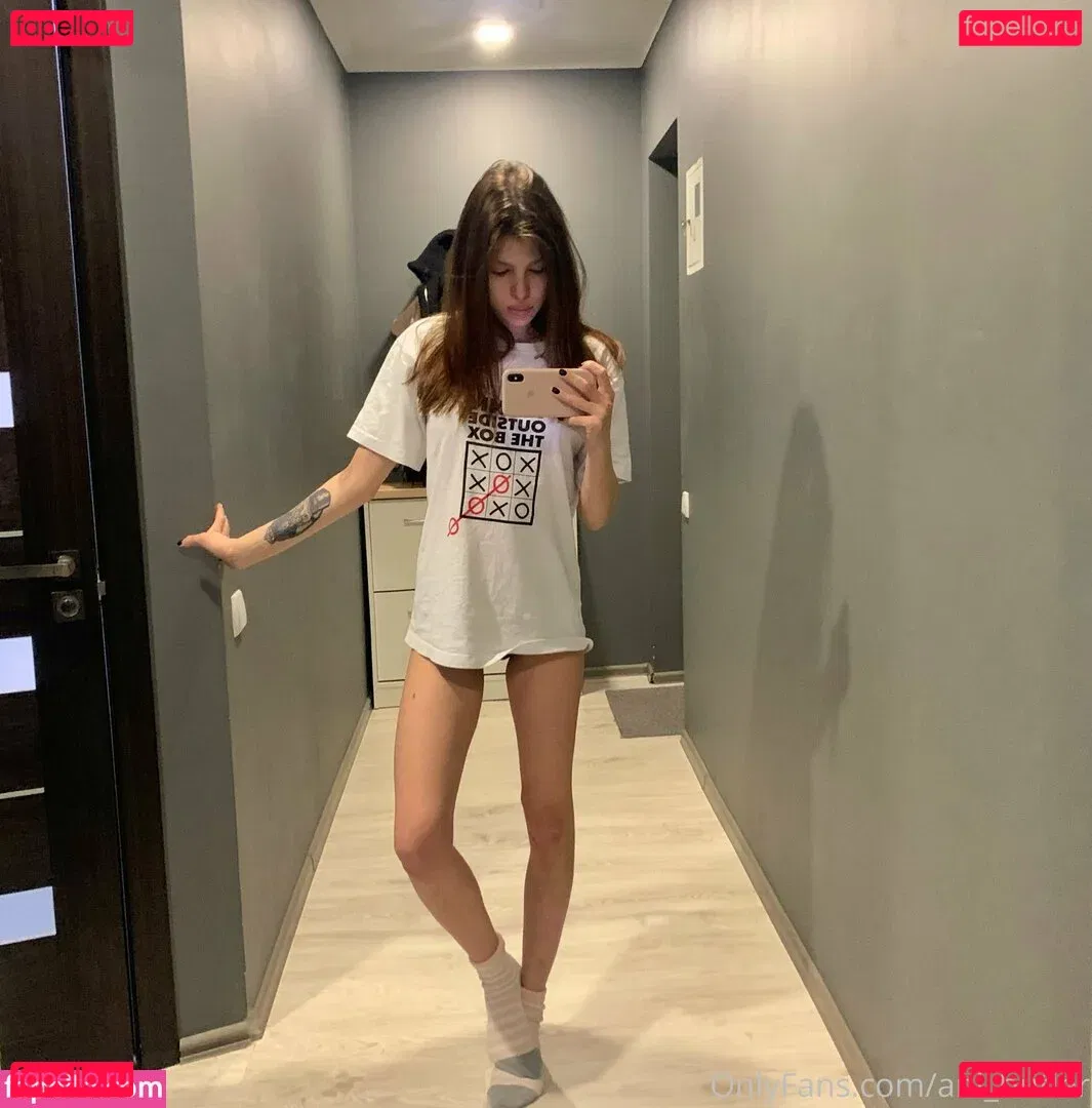 Anibutler Onlyfans Photo Gallery 