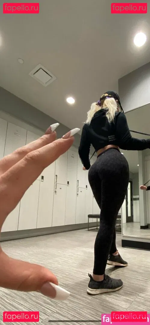 Haniimae Onlyfans Photo Gallery 