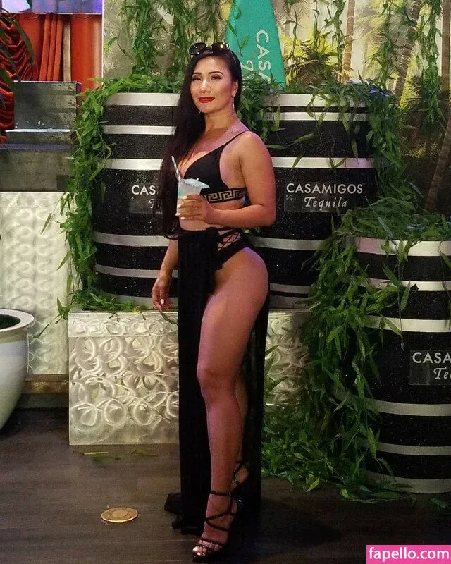 Tina Khm Onlyfans Photo Gallery 