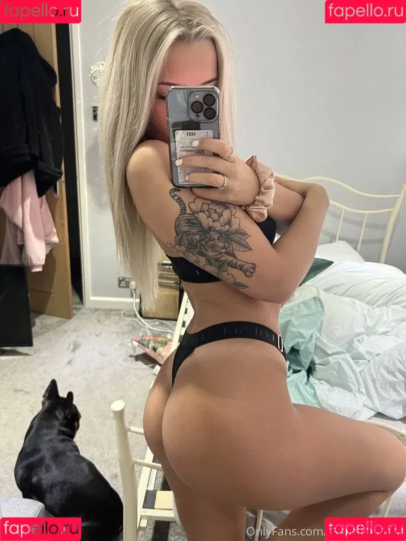 Izzymiddleton Onlyfans Photo Gallery 