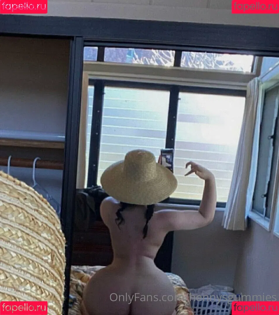 hennysgummies Onlyfans Photo Gallery 