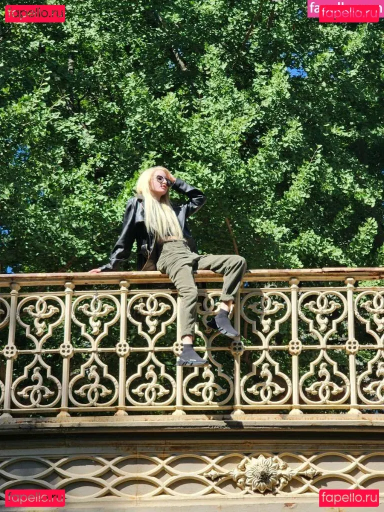 Lola Fae Onlyfans Photo Gallery 