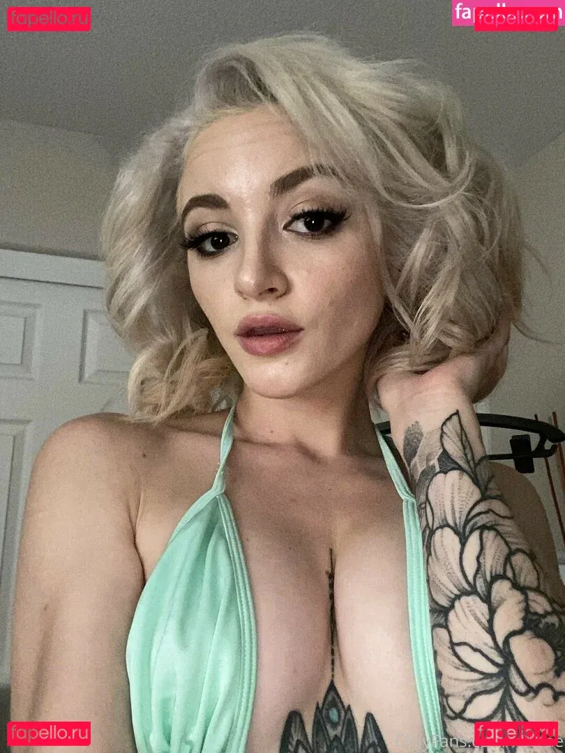 Lola Fae Onlyfans Photo Gallery 