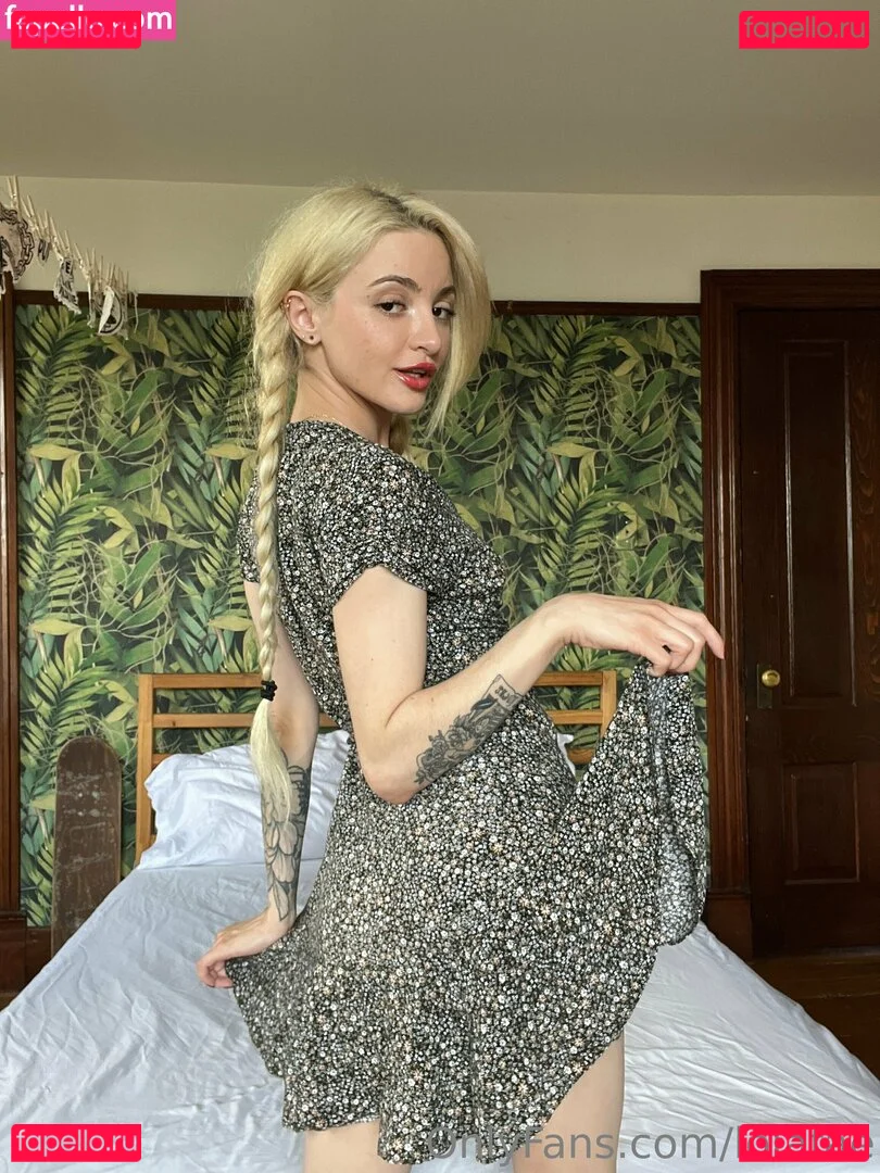 Lola Fae Onlyfans Photo Gallery 