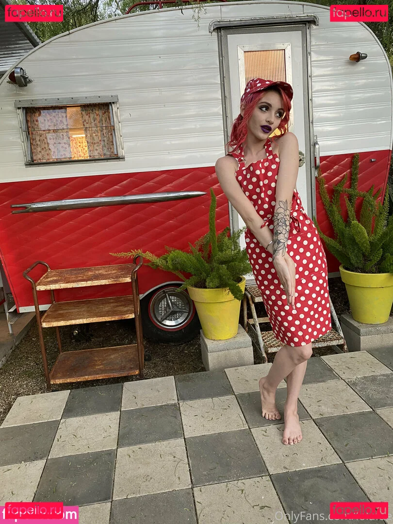 Lola Fae Onlyfans Photo Gallery 