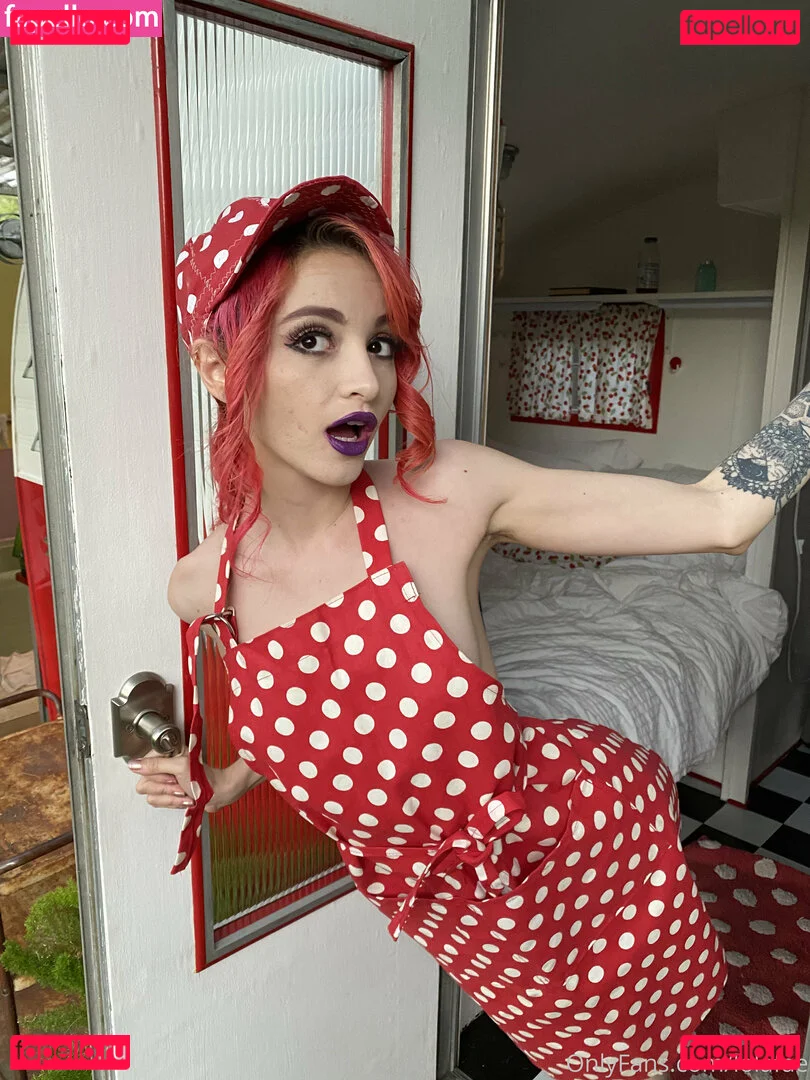 Lola Fae Onlyfans Photo Gallery 